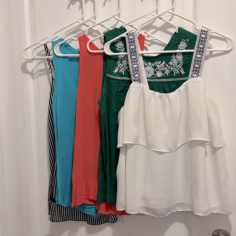 Lot of 4 tank tops. J. Crew, Express, Old Navy Small